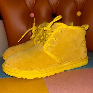 Women’s UGG NEUMEL CHUKKA  boot Canary SUEDE yellow 7M